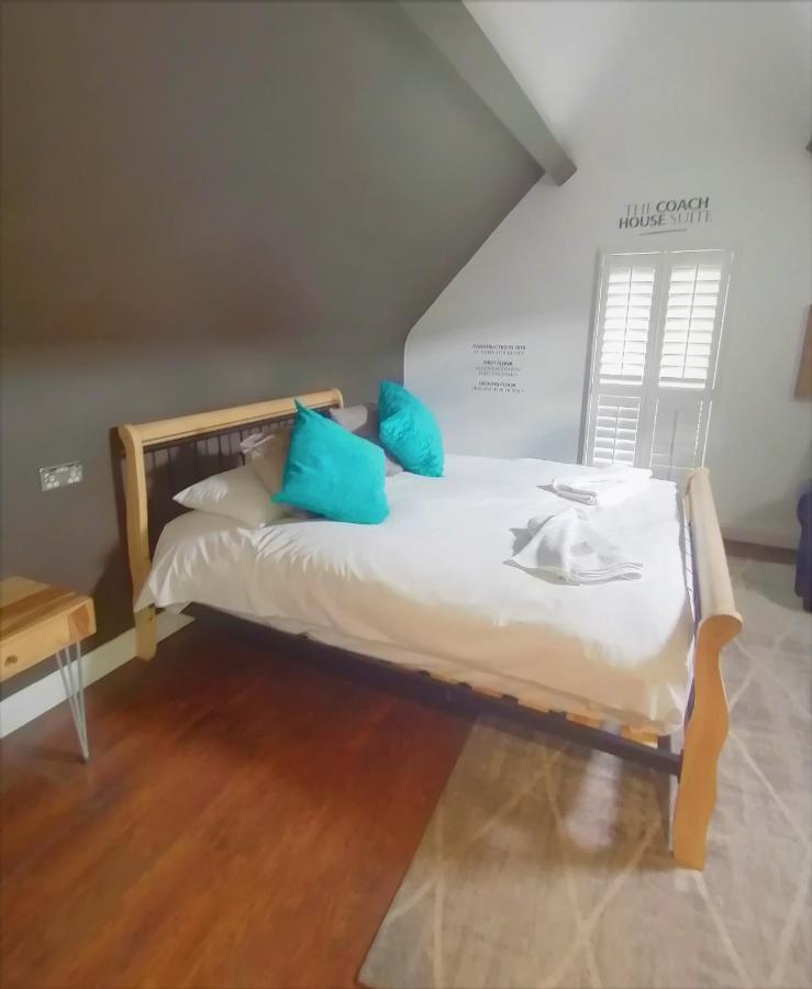 Leaside Hotel Лутън Екстериор снимка