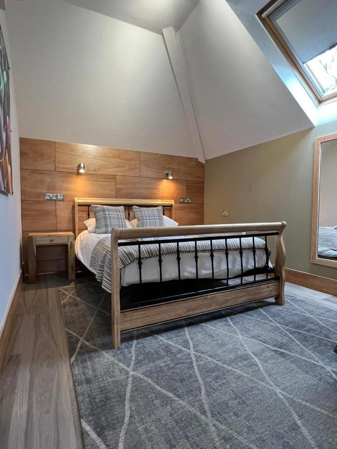 Leaside Hotel Лутън Екстериор снимка