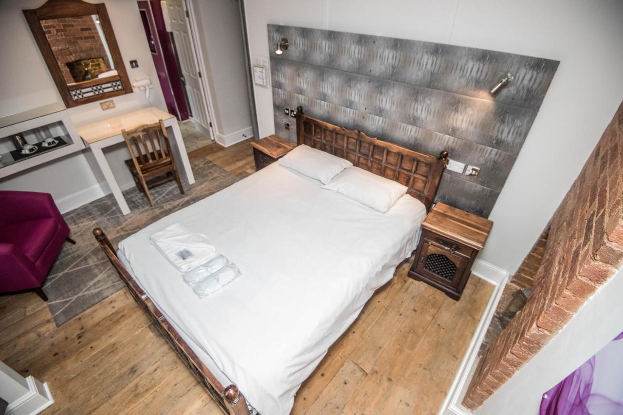 Leaside Hotel Лутън Стая снимка